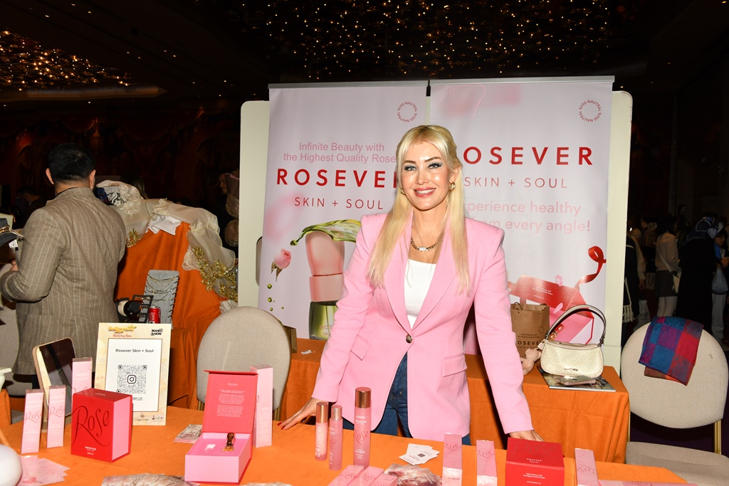 Bollywood I��lt�s�  Raffles �stanbul�u Sard� 